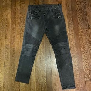 Balmain: Gray Biker Jeans size 32